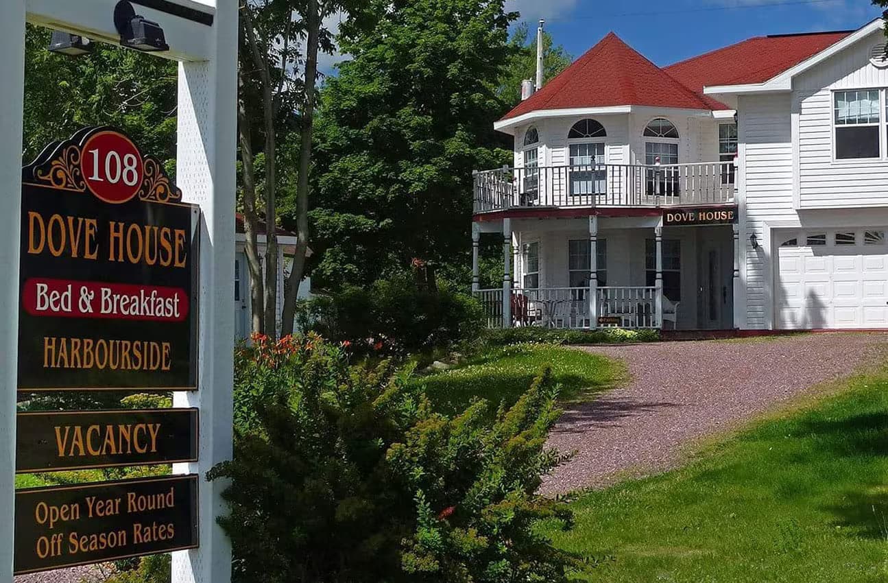 Dove House Bed & Breakfast Harbourside