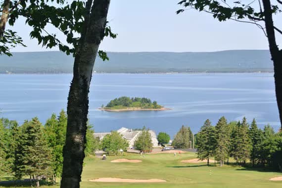 Dundee Resort & Golf Club – MacRae’s Dining Room