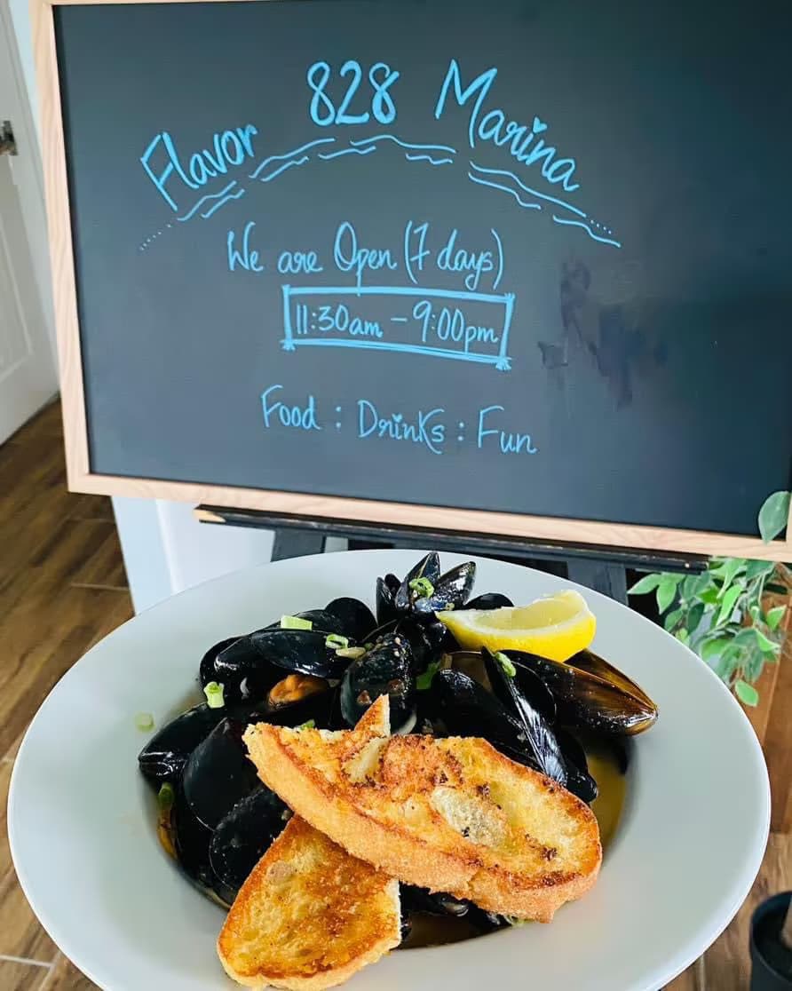 Flavor 828 at the Ben Eoin Marina