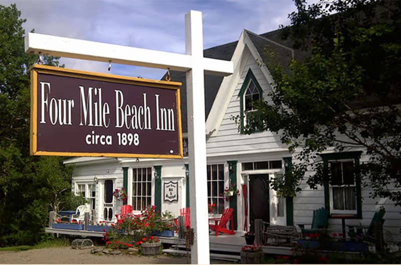 Four Mile Beach Inn (c 1898)
