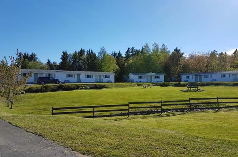 MacNeil’s Motel